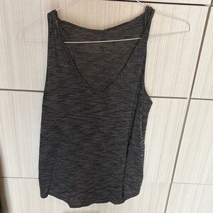 Lululemon Women's Gray Sleeveless Top